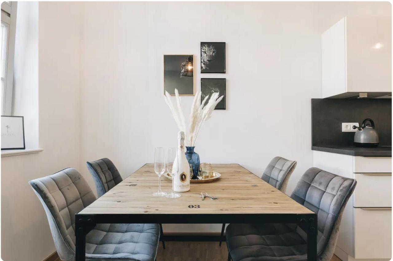 Tip! Zentraler Geht'S Nicht! Premium Apartment In Der Altstadt Drezda Kültér fotó